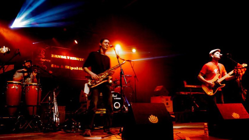 Fito y los Fitipaldis "Acabamos de llegar"