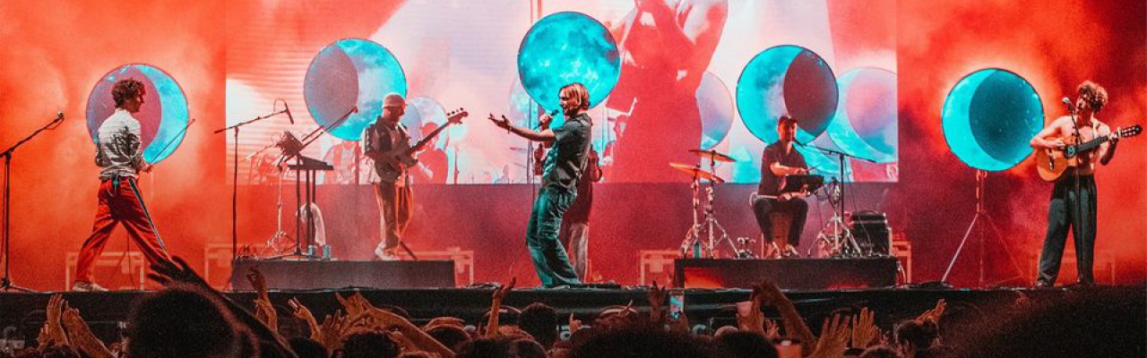 Habla de mí en presente