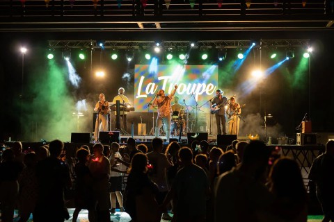 La Troupe