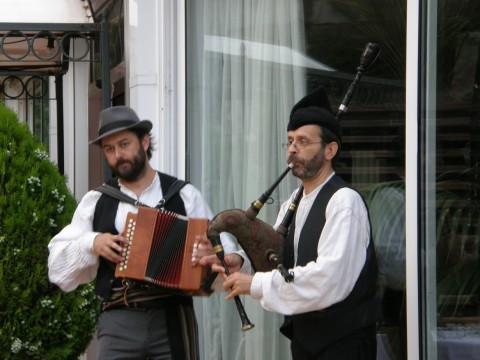 AIRIÑOS DO BAIXO VENTRE